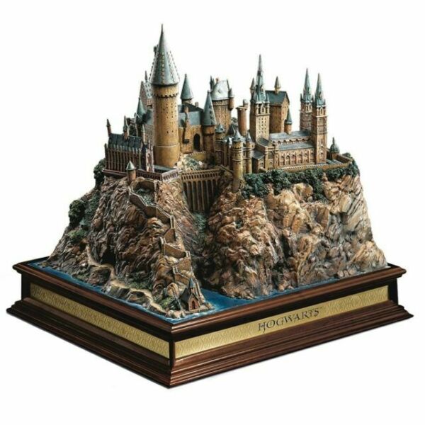 Hogwarts School Sculpture